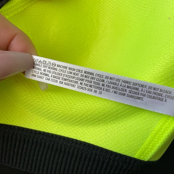 Victoria’s Secret VSX Incredible Sports Bra 32A - Picture 9 of 11